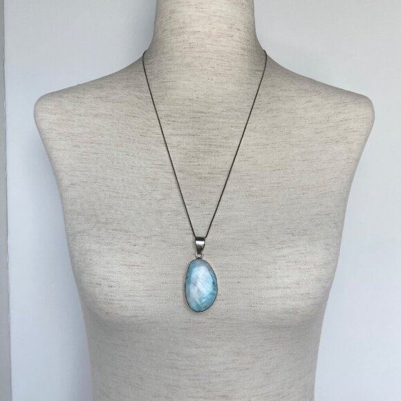 Sterling Silver 925 Oval Bezel Set Larimar Pendant Necklace 18.5" Box Chain - Picture 2 of 16
